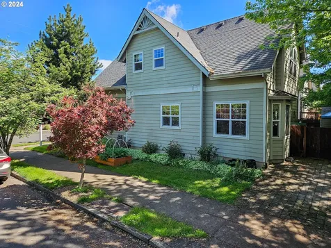 104 Ne San Rafael Street Portland OR 97212