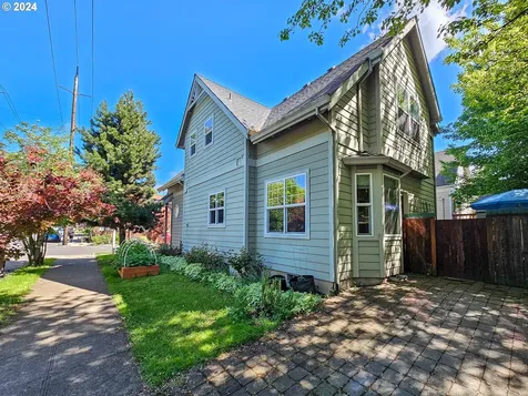 104 Ne San Rafael Street Portland OR 97212