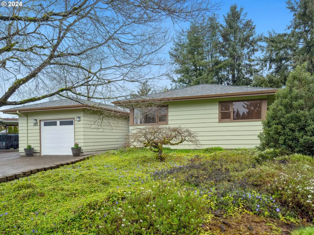 243 Ne 116th Avenue Portland OR 97220