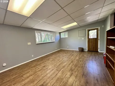 1025 Greenley Street Roseburg OR 97471
