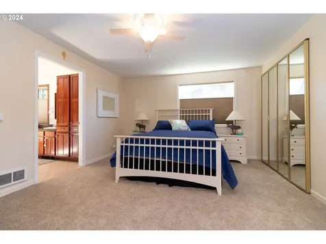 88269 Pond Street Florence OR 97439