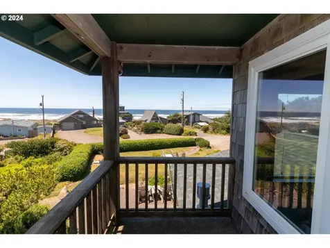 88269 Pond Street Florence OR 97439