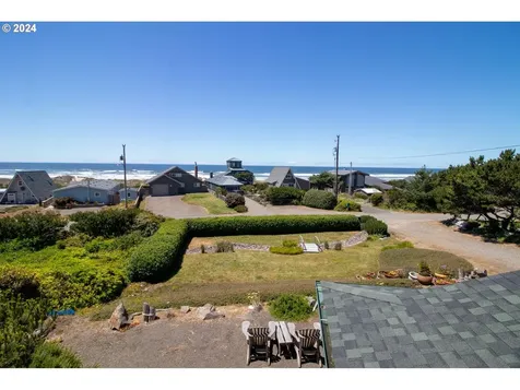 88269 Pond Street Florence OR 97439