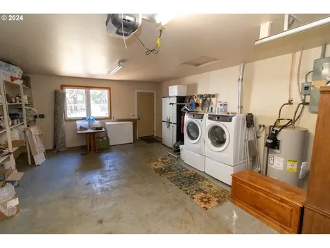 88269 Pond Street Florence OR 97439