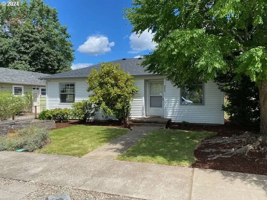 3234 Se 68th Avenue Portland OR 97206
