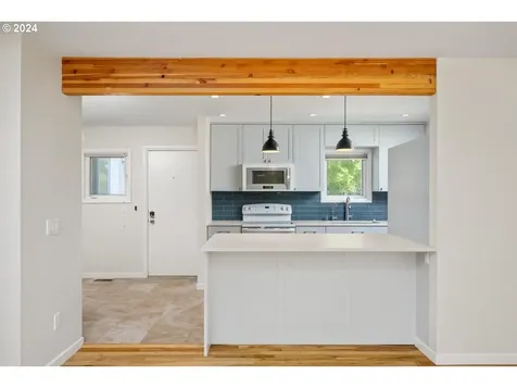 3234 Se 68th Avenue Portland OR 97206