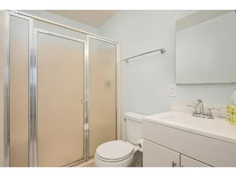 3234 Se 68th Avenue Portland OR 97206