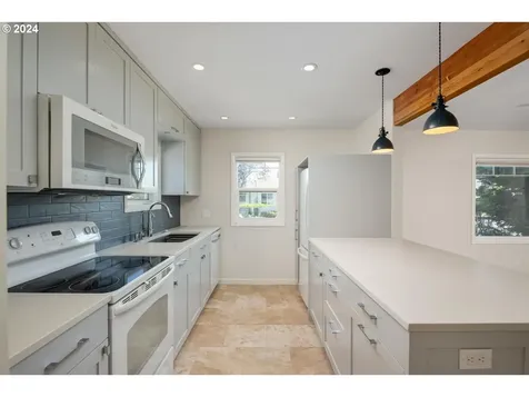 3234 Se 68th Avenue Portland OR 97206