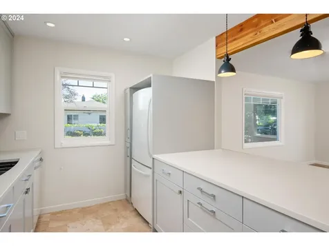 3234 Se 68th Avenue Portland OR 97206