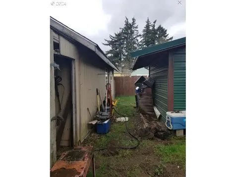7115 Se Fern Avenue Portland OR 97206