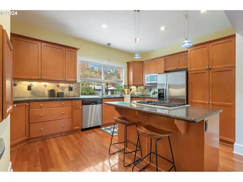 6546 S Virginia Avenue Portland OR 97239