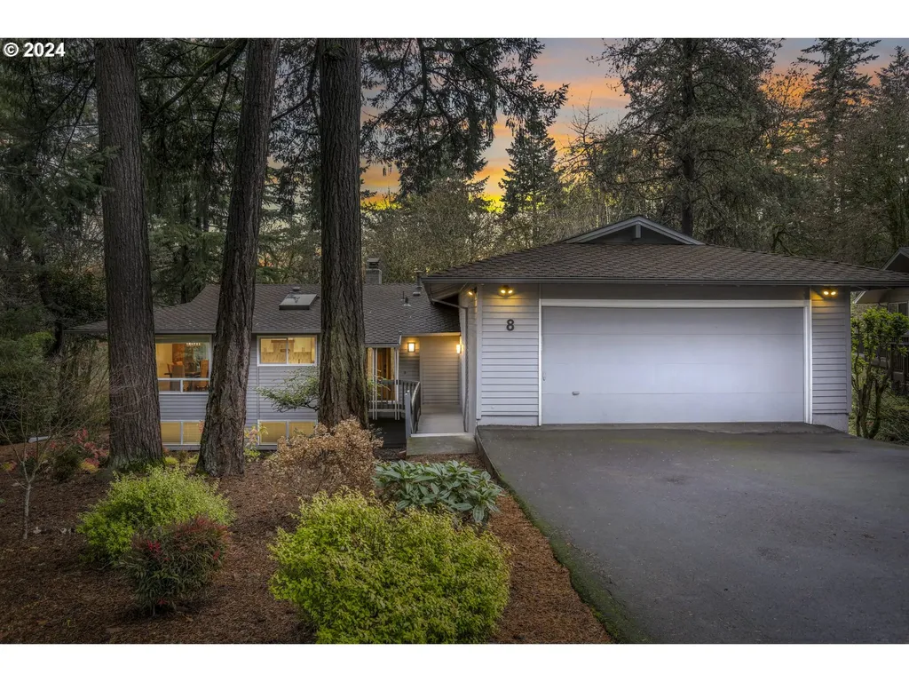8 Pimlico Terrace Lake Oswego OR 97035