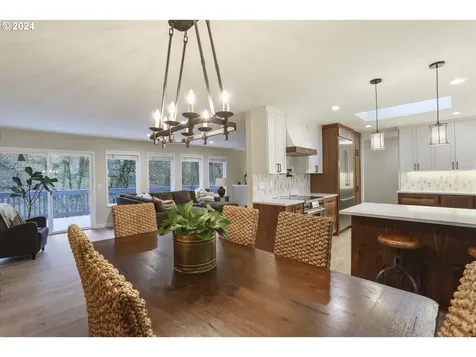 8 Pimlico Terrace Lake Oswego OR 97035