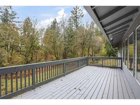 8 Pimlico Terrace Lake Oswego OR 97035