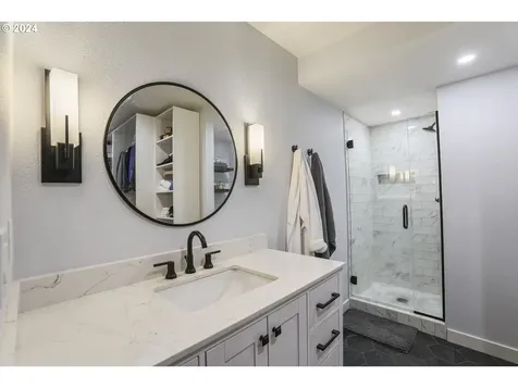 8 Pimlico Terrace Lake Oswego OR 97035