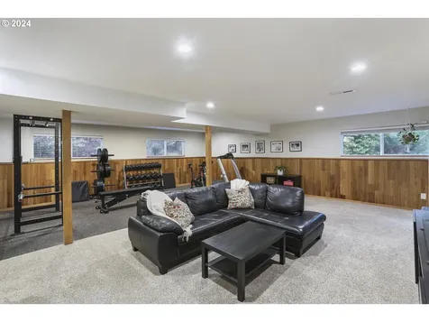 8 Pimlico Terrace Lake Oswego OR 97035