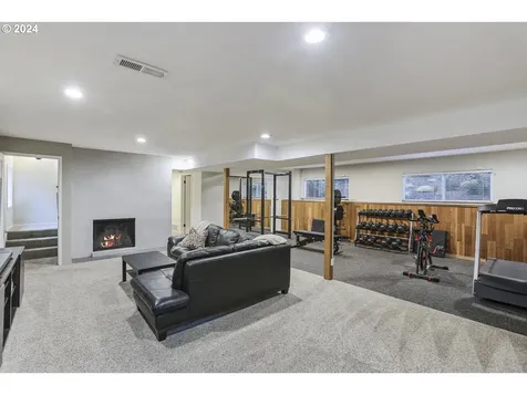 8 Pimlico Terrace Lake Oswego OR 97035