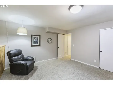 8 Pimlico Terrace Lake Oswego OR 97035