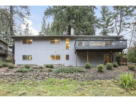 8 Pimlico Terrace Lake Oswego OR 97035