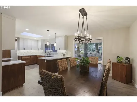 8 Pimlico Terrace Lake Oswego OR 97035