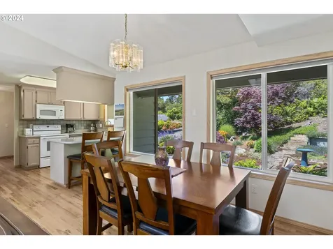 87836 Sandrift Street Florence OR 97439