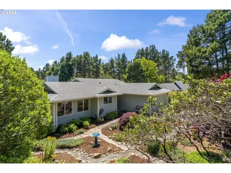 87836 Sandrift Street Florence OR 97439