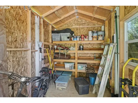 87836 Sandrift Street Florence OR 97439