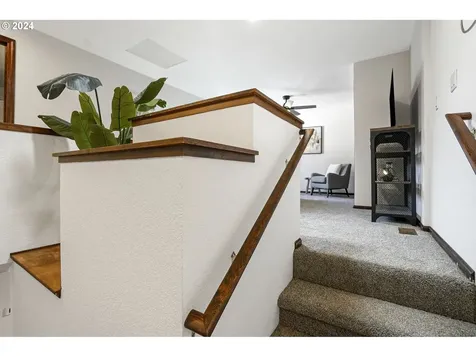 1676 SW Country Club Place Corvallis OR 97333
