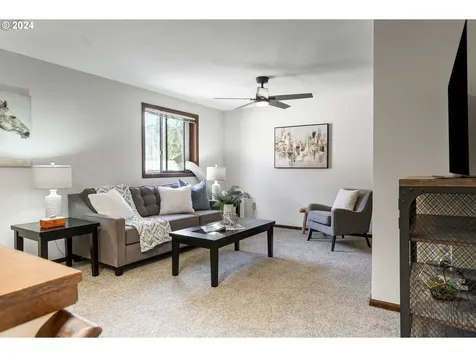 1676 SW Country Club Place Corvallis OR 97333