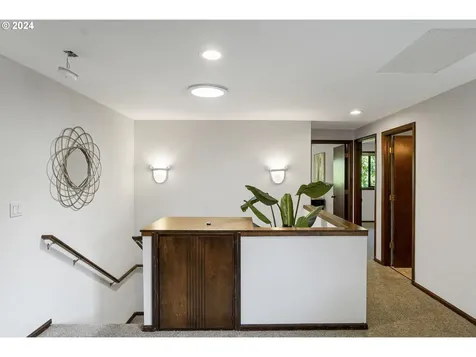 1676 SW Country Club Place Corvallis OR 97333