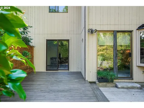 1676 SW Country Club Place Corvallis OR 97333