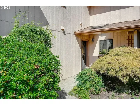 1676 SW Country Club Place Corvallis OR 97333