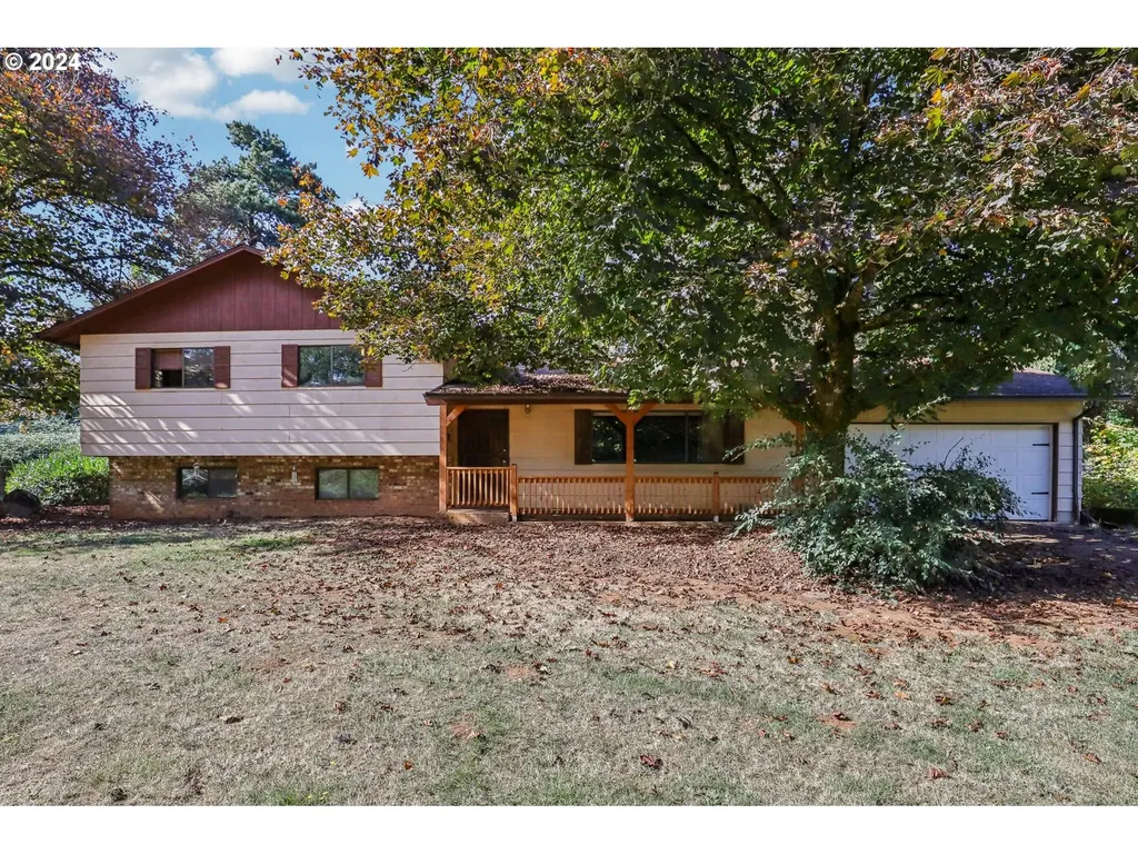 24443 S Hayfield Road Beavercreek OR 97004