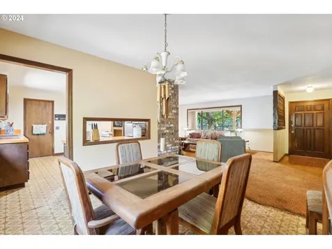 24443 S Hayfield Road Beavercreek OR 97004