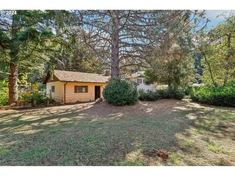 24443 S Hayfield Road Beavercreek OR 97004