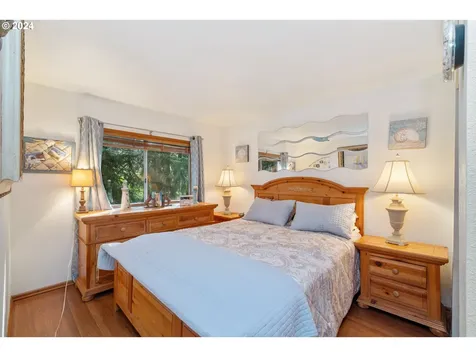 1001 Ne Smith Street Rockaway Beach OR 97136