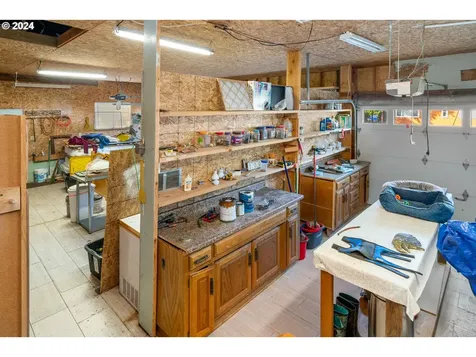 1001 Ne Smith Street Rockaway Beach OR 97136