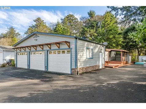 1001 Ne Smith Street Rockaway Beach OR 97136