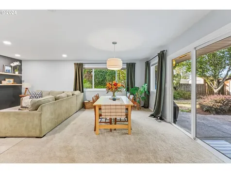 503 Ne Birchwood Road Hillsboro OR 97124