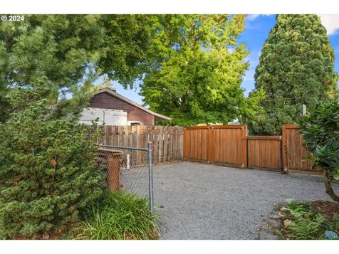 503 Ne Birchwood Road Hillsboro OR 97124