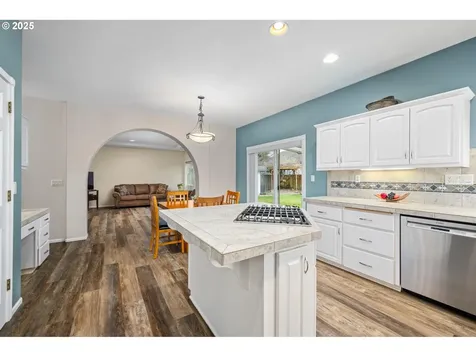 21944 NE Alton Street Fairview OR 97024