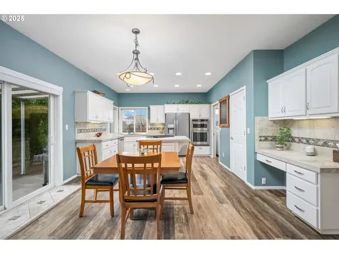 21944 NE Alton Street Fairview OR 97024
