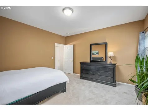 21944 NE Alton Street Fairview OR 97024
