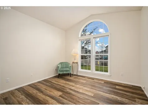 21944 NE Alton Street Fairview OR 97024