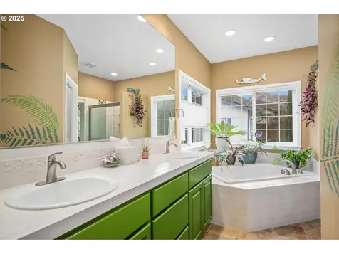 21944 NE Alton Street Fairview OR 97024