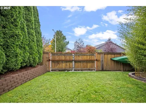 21944 NE Alton Street Fairview OR 97024