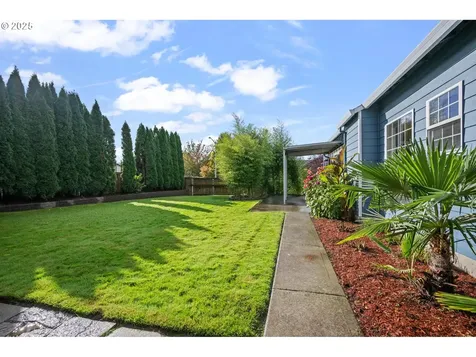 21944 NE Alton Street Fairview OR 97024