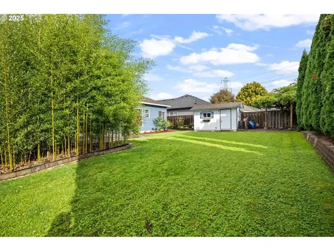 21944 NE Alton Street Fairview OR 97024