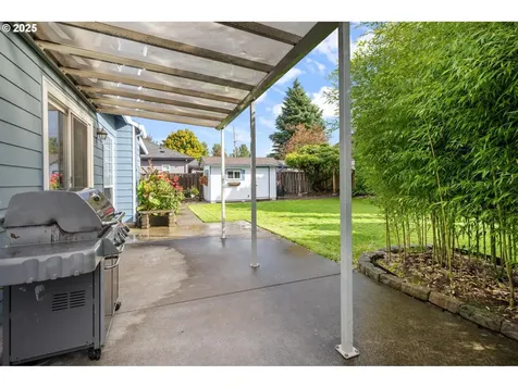 21944 NE Alton Street Fairview OR 97024