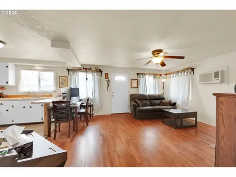 75 W Main Street Lowell OR 97452